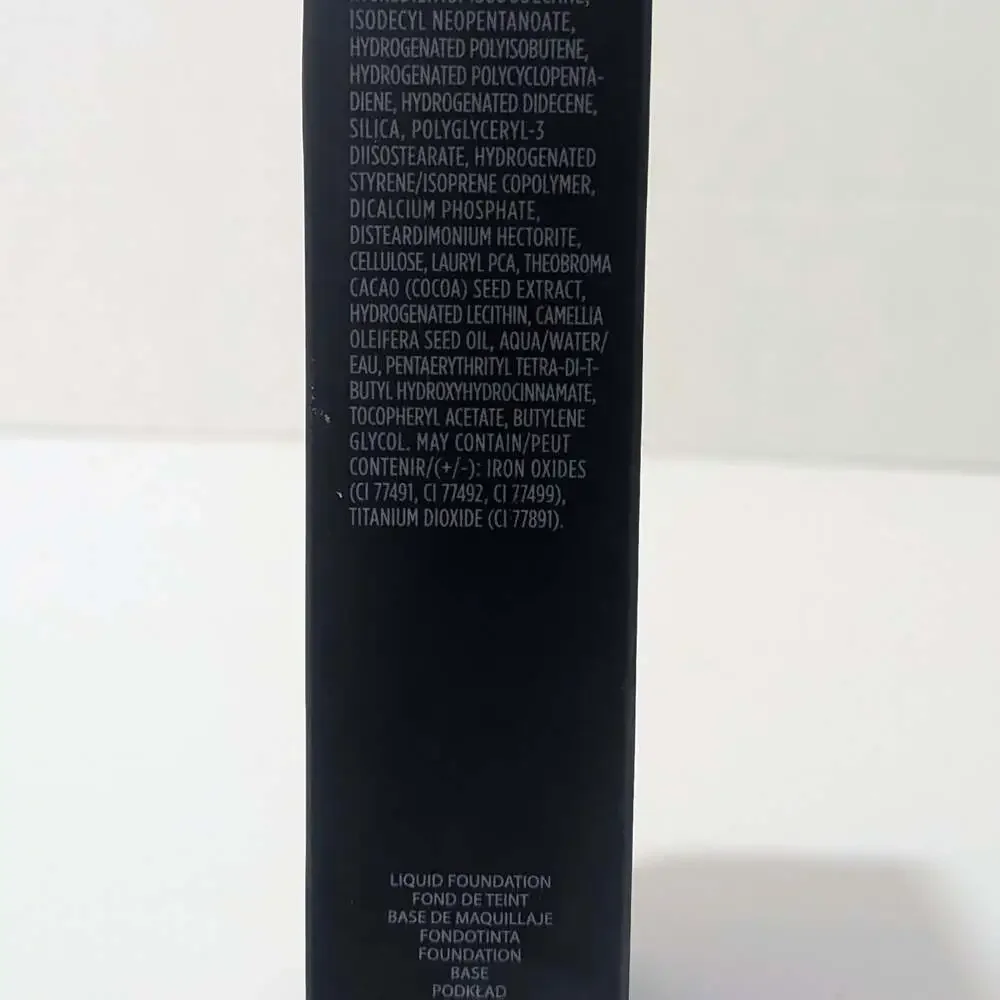 Laura Mercier Foundation Real Flawless Weightless Perfecting 1W1 Cashmere 1 oz